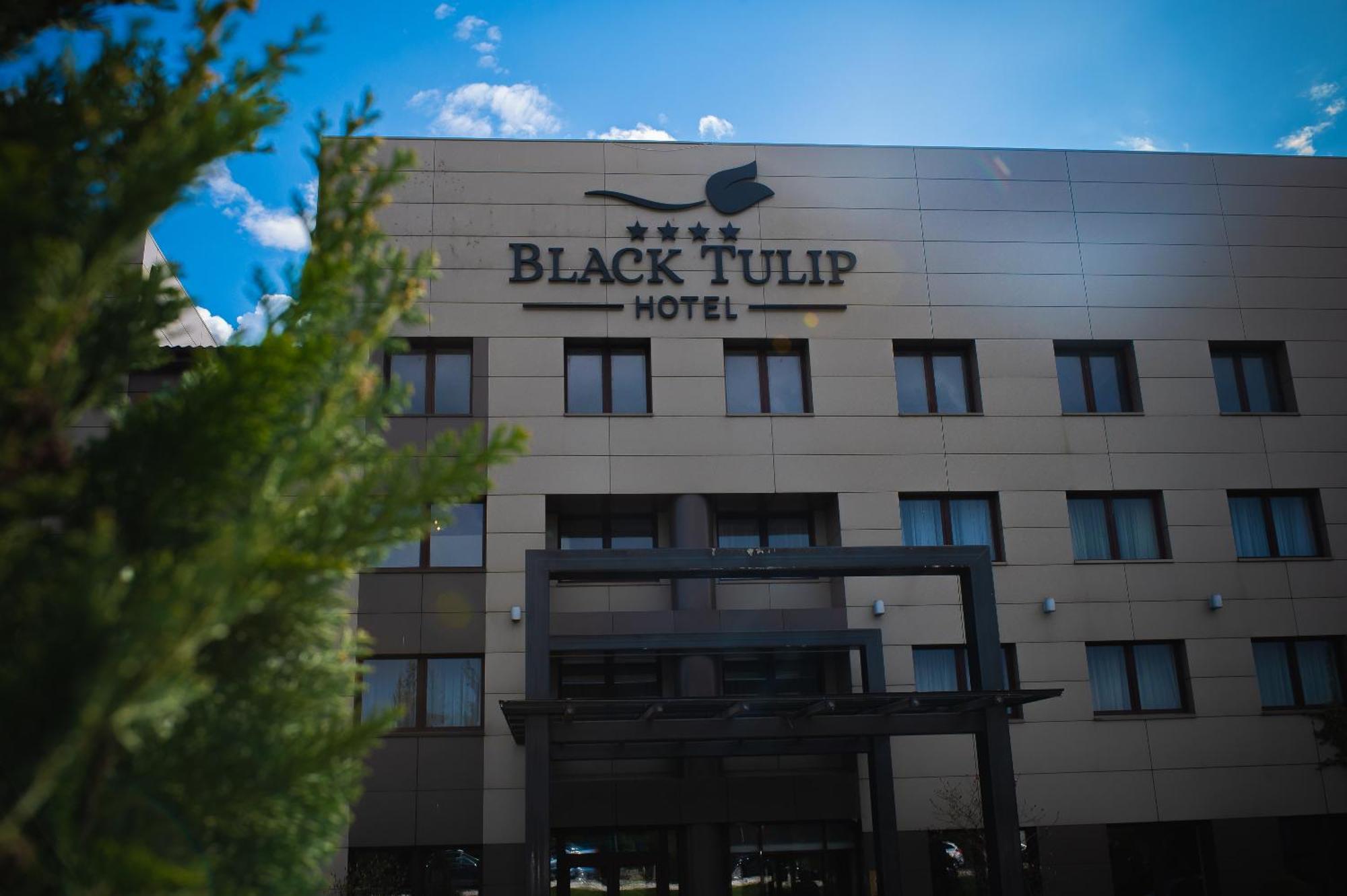 Black Tulip Hotel Dej Exterior photo